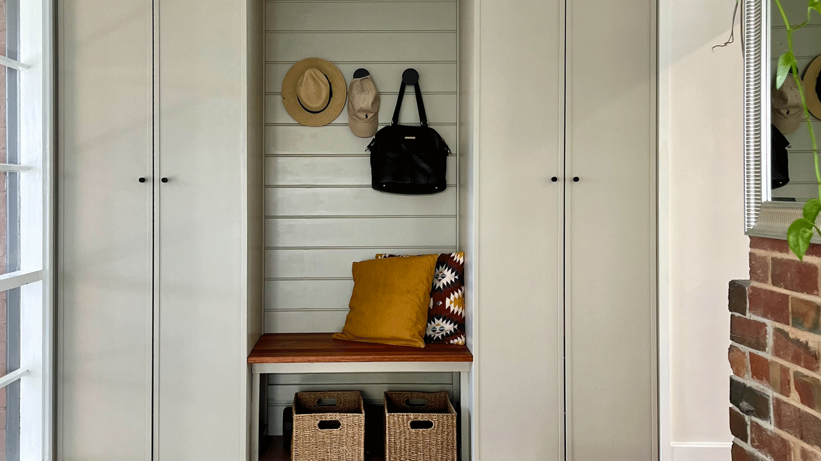How to choose your wardrobe doors: expert guide