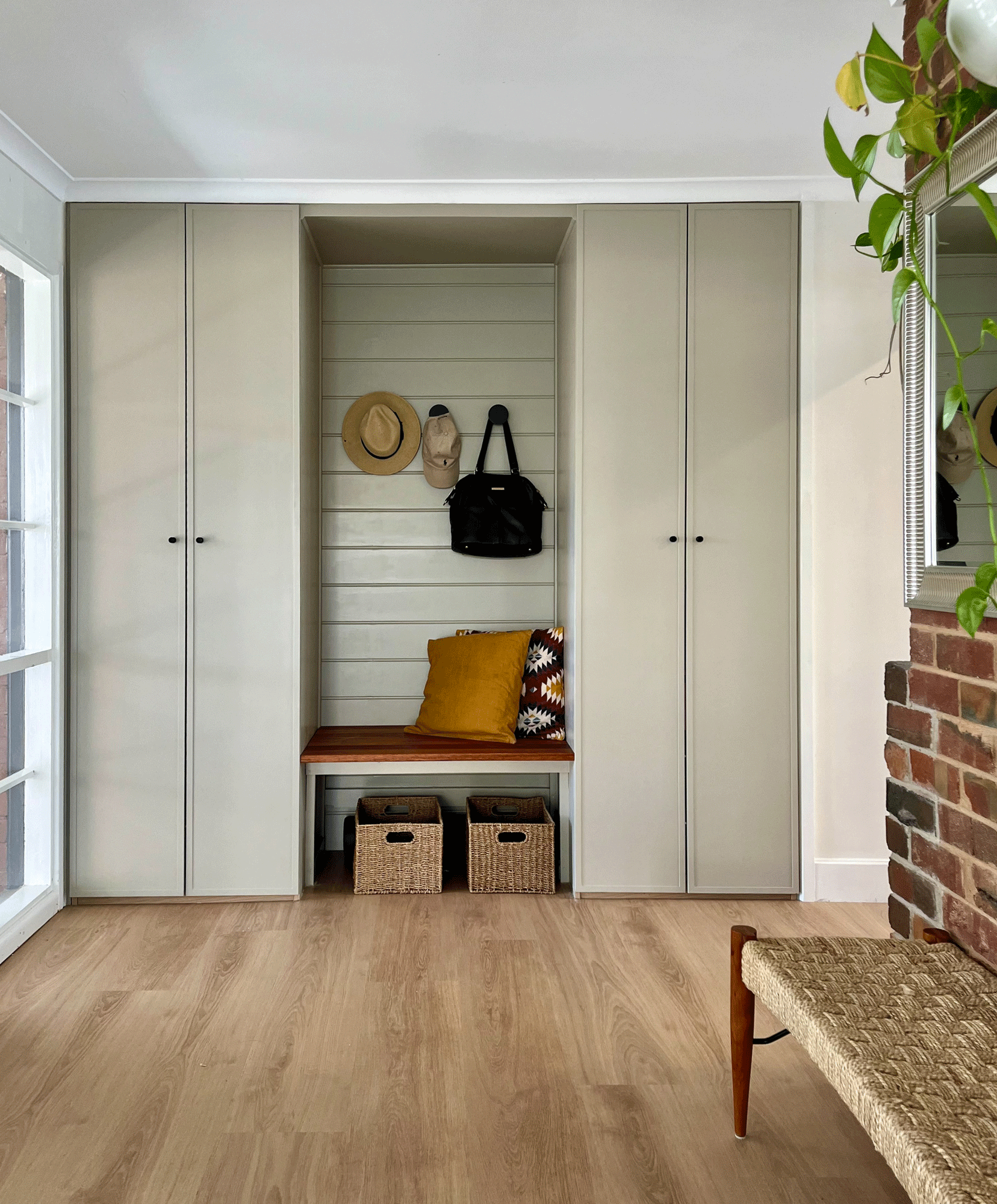 How to choose your wardrobe doors: expert guide